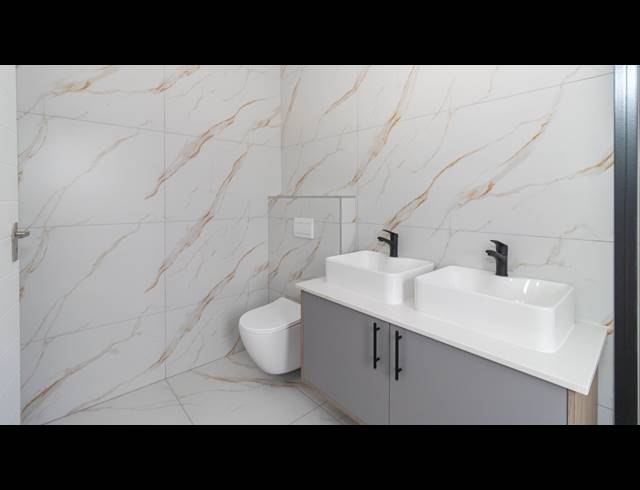 3 BEDROOM DUPLEX FOR SALE IN SANDOWN